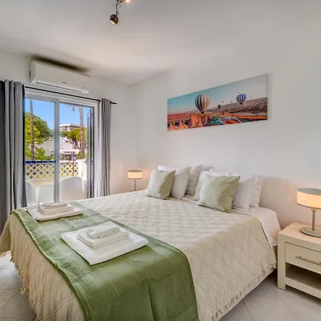 2-bedroom Balaia Golf Village 公寓