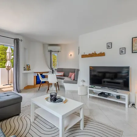 2-bedroom Balaia Golf Village 公寓 *